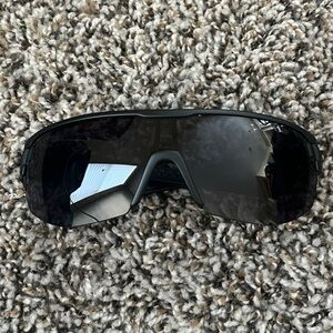 adidas Black Sunglasses made in Austria never used zonyk aero midcut basic